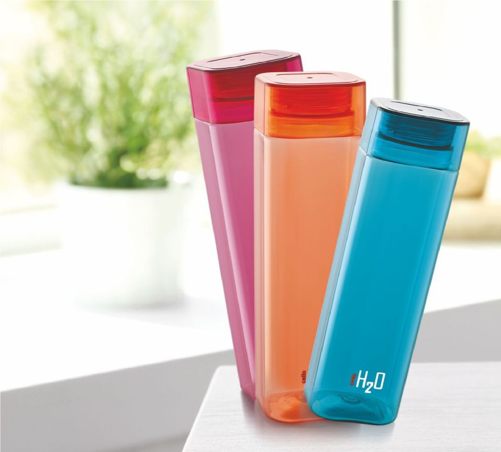 Cello H2O Premium Plastic Water Bottle (Squaremate, 500ml)